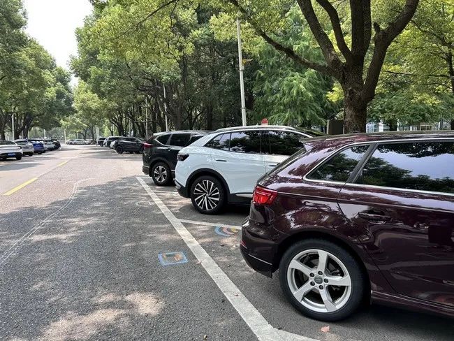 “智慧”停車場，5G走進(jìn)生活